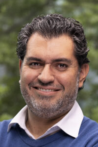 Foto actualizada Prof. Patricio Mendoza Profesora Claudia Rahmann. Universidad de Chile. FCFM .DIE