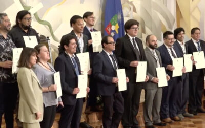 Universidad de Chile entregó Medalla Doctoral a nuevos doctores y doctoras en el marco del Aniversario 182 de la Casa de Bello