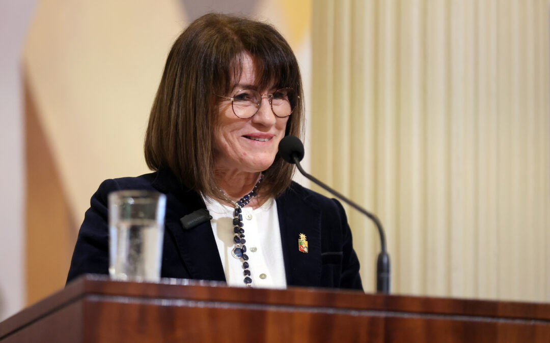 Profesora Alejandra Mizala será la nueva Rectora de la U. de Chile